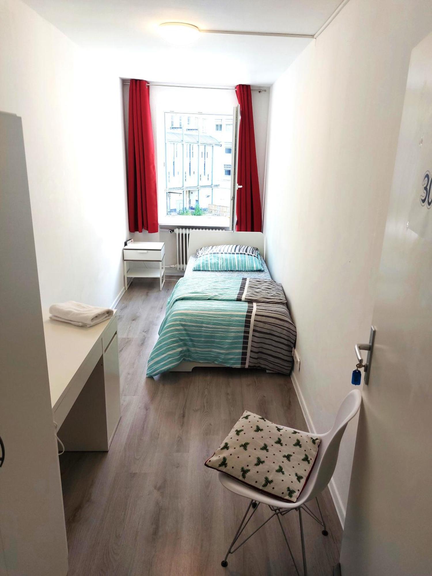 Schoenes Helles Zimmer Direkt In Frankfurt City Nr 301 Hotel Frankfurt am Main ภายนอก รูปภาพ